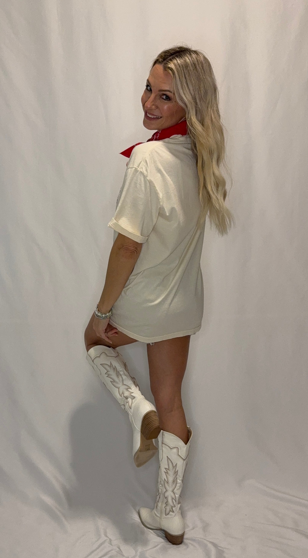 COWGIRLS WESTERN VINTAGE GRAPHIC OVERSIZED TEE