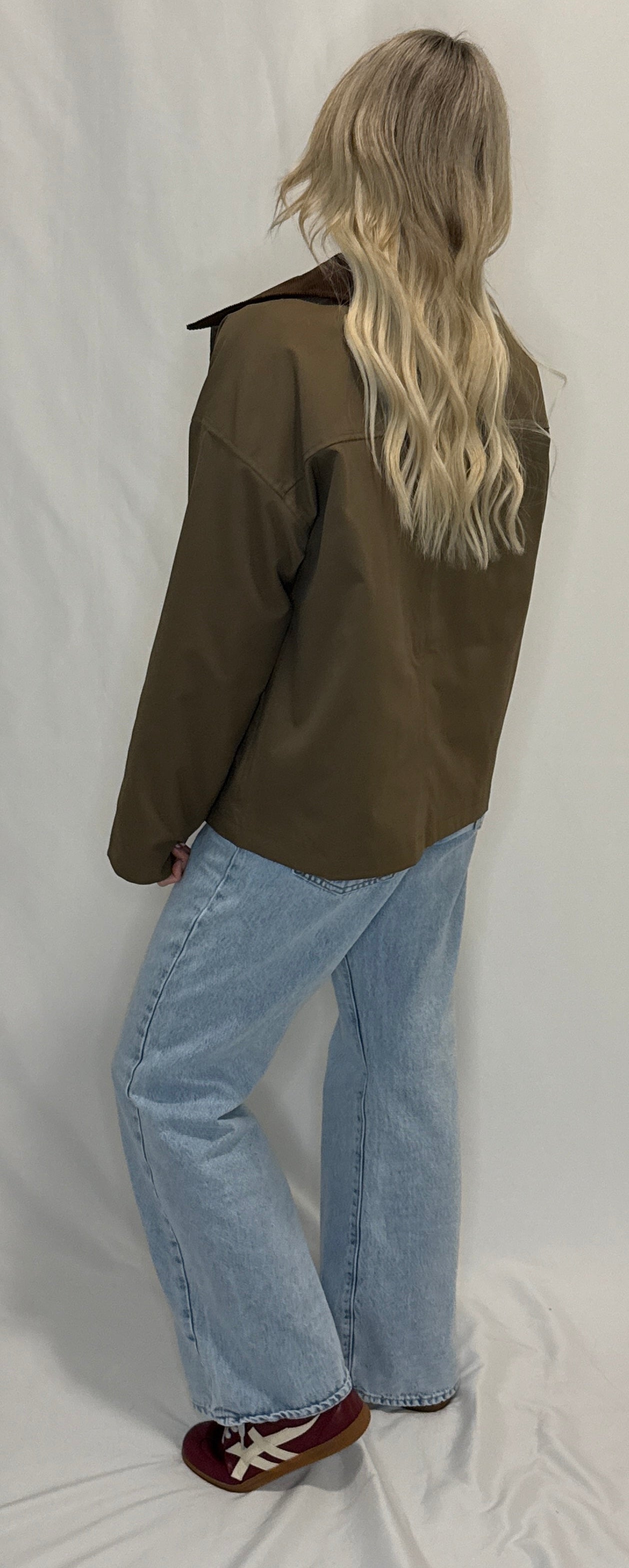 Barn Jacket with Corduroy Collar and Snap Pockets