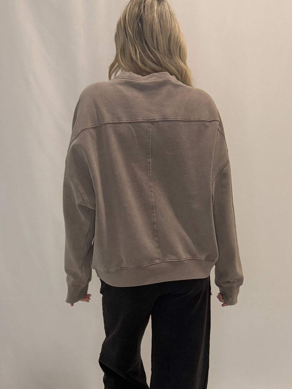 Pigment Washed Relaxed Fit Sweatshirt
