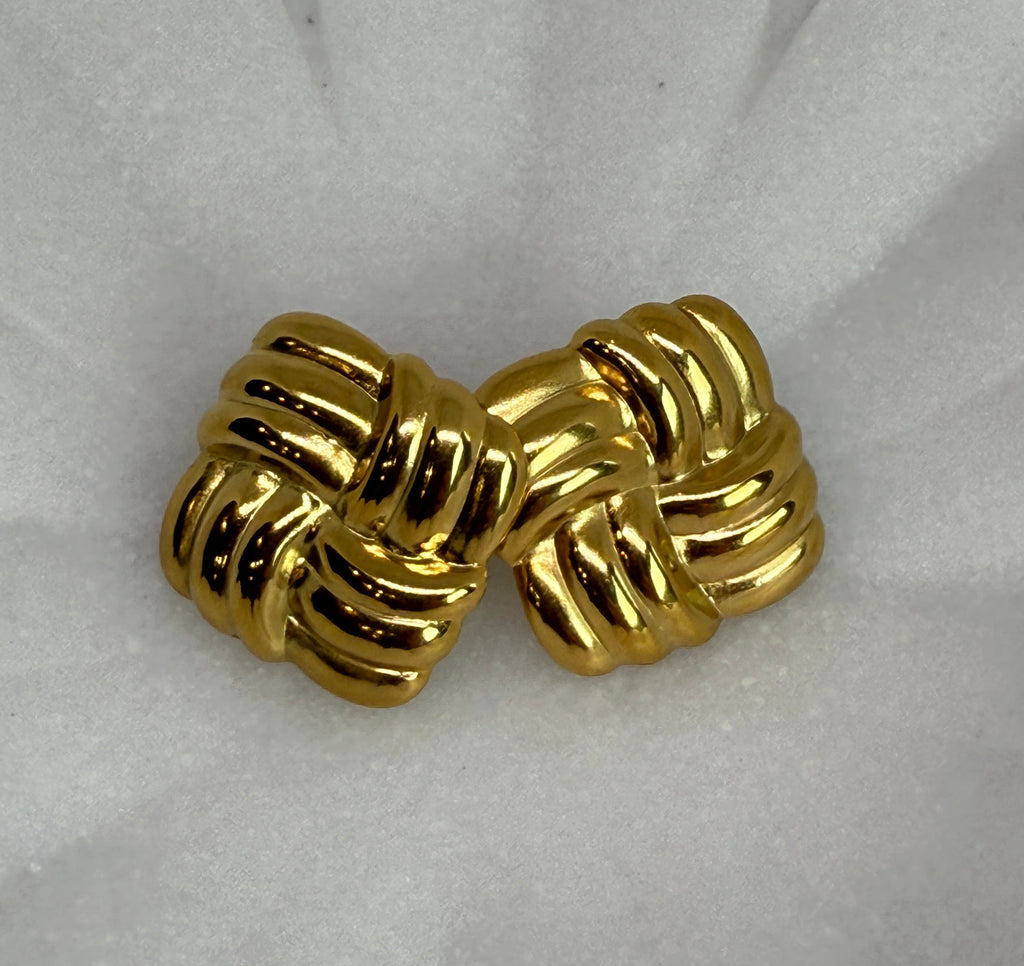 Luella 18K Gold Non-Tarnish Textured Knot Stud Earring