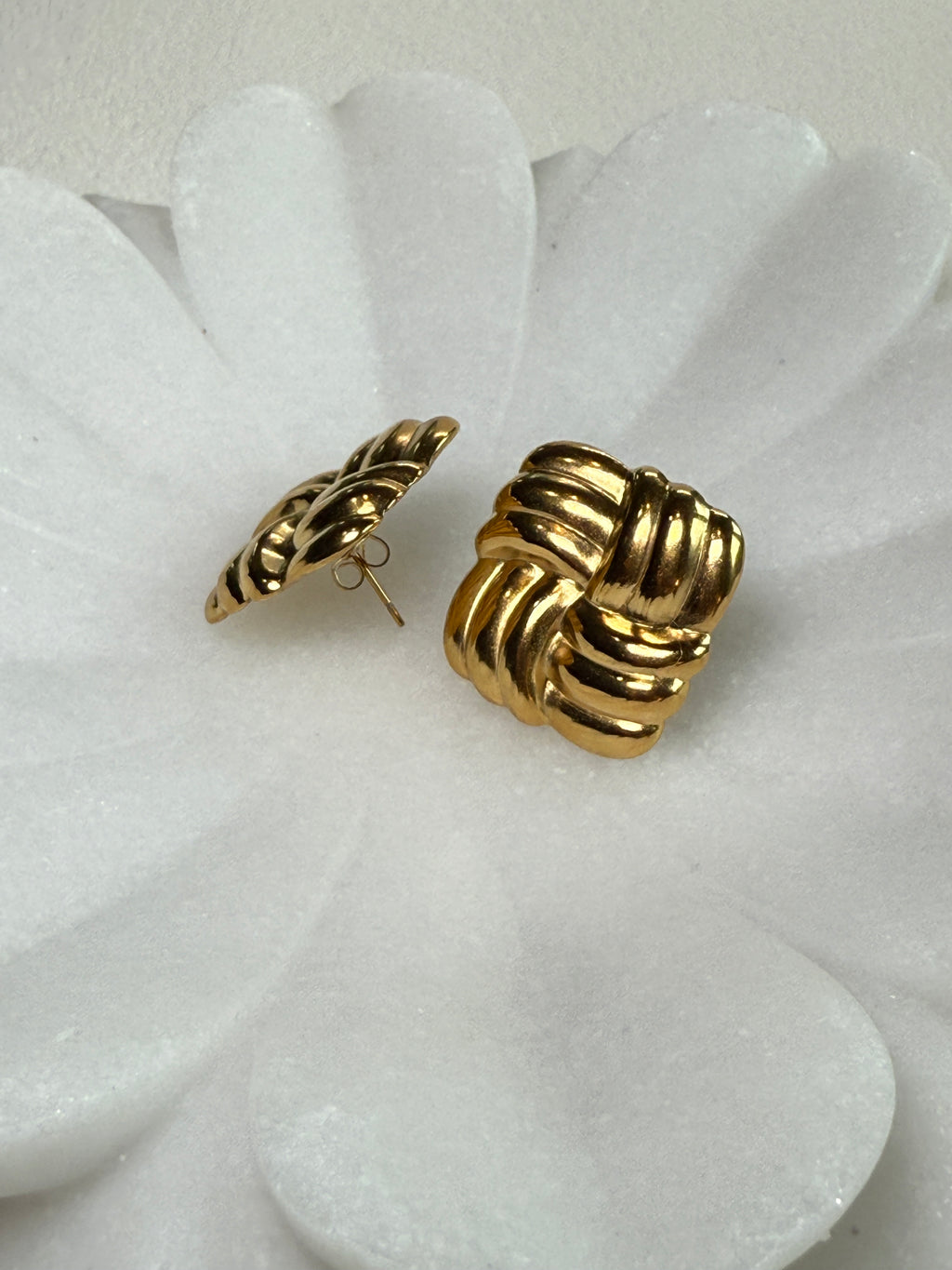 Luella 18K Gold Non-Tarnish Textured Knot Stud Earring