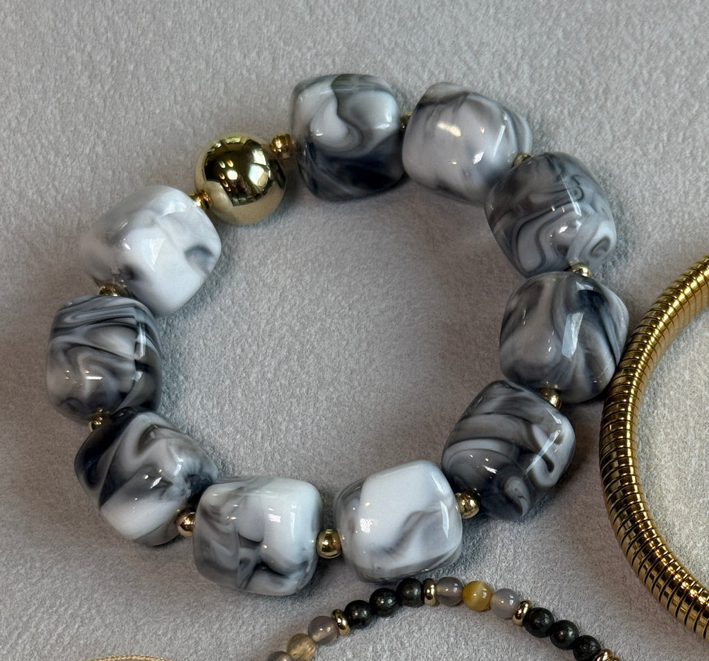 0.59in/15mm Large Block Acrylic Beaded Elastic Bracelet