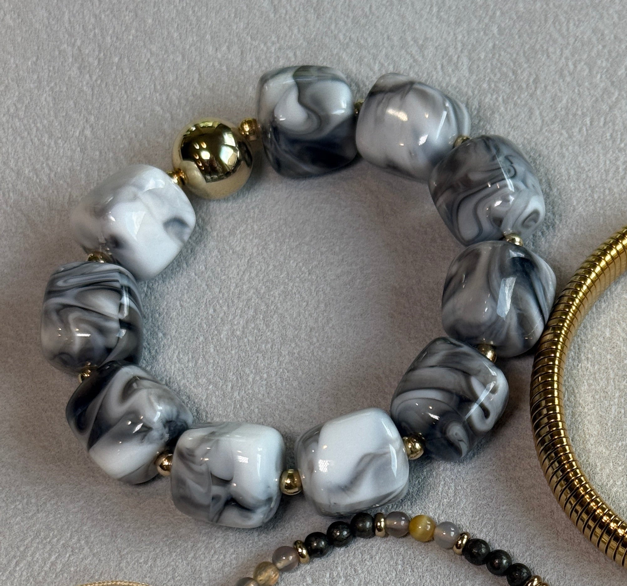 0.59in/15mm Large Block Acrylic Beaded Elastic Bracelet