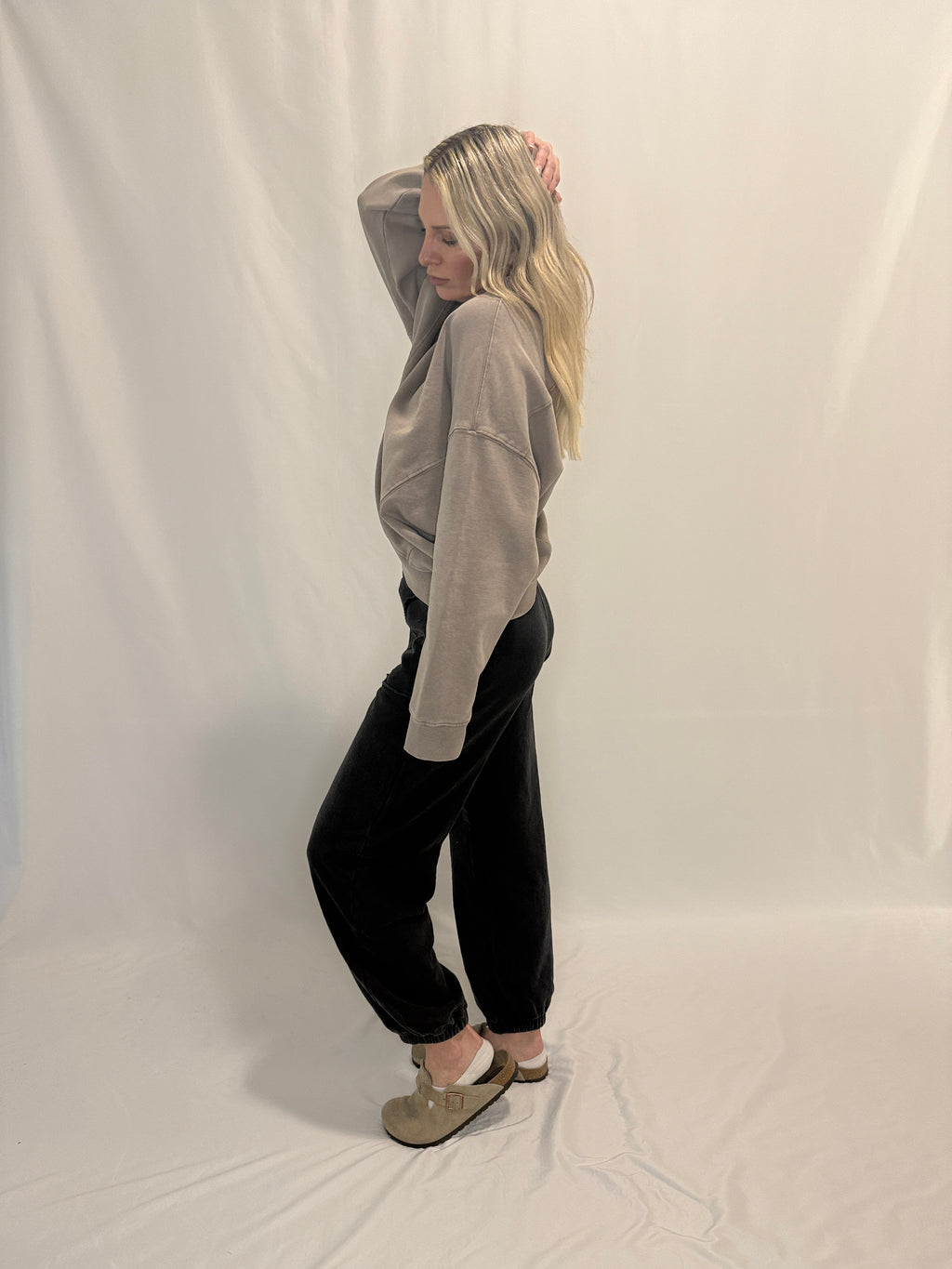 Pigment Washed Relaxed Fit Sweatshirt