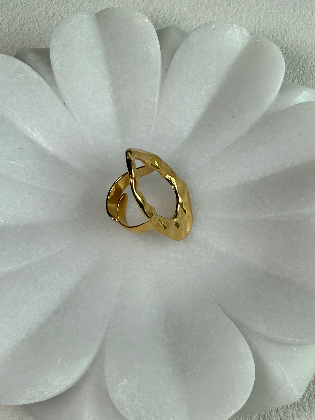 Aurithra - Gold 18K Gold Non-Tarnish - Statement ring