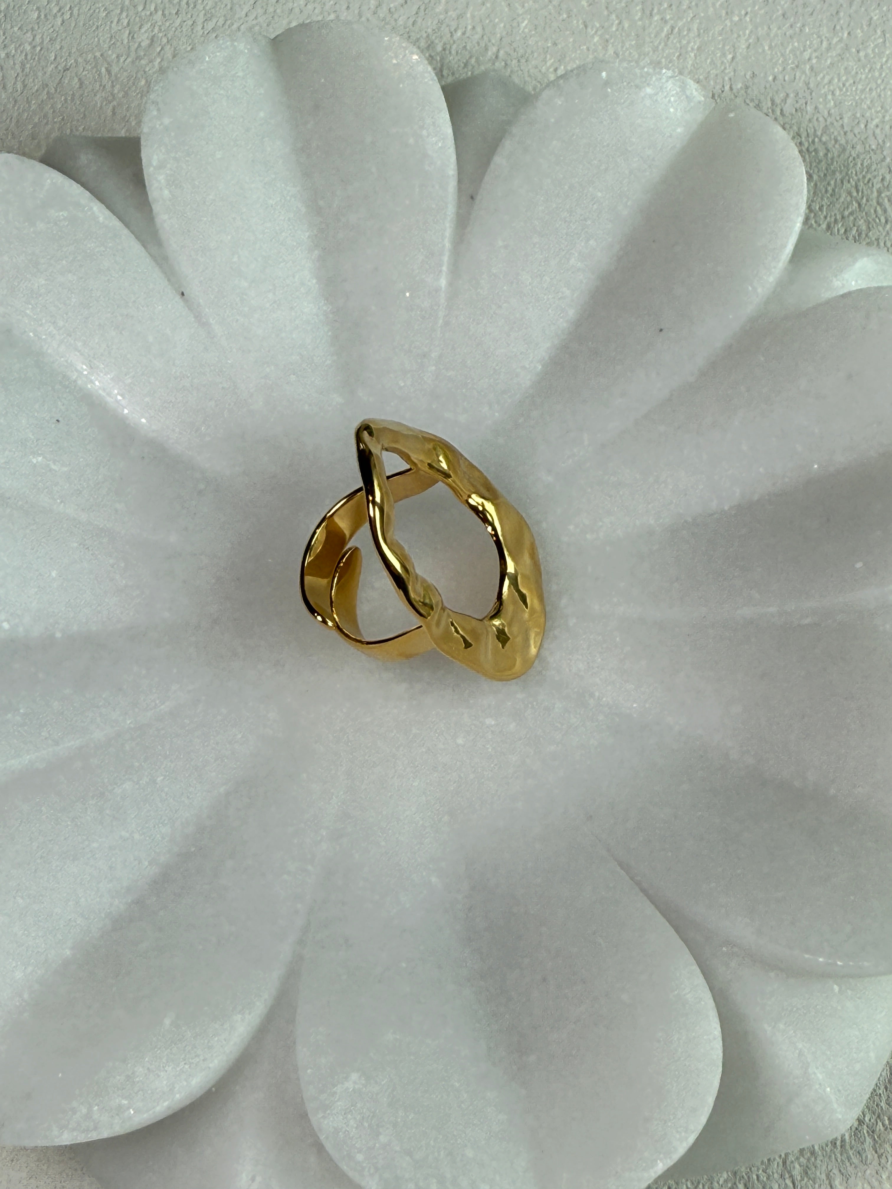 Aurithra - Gold 18K Gold Non-Tarnish - Statement ring