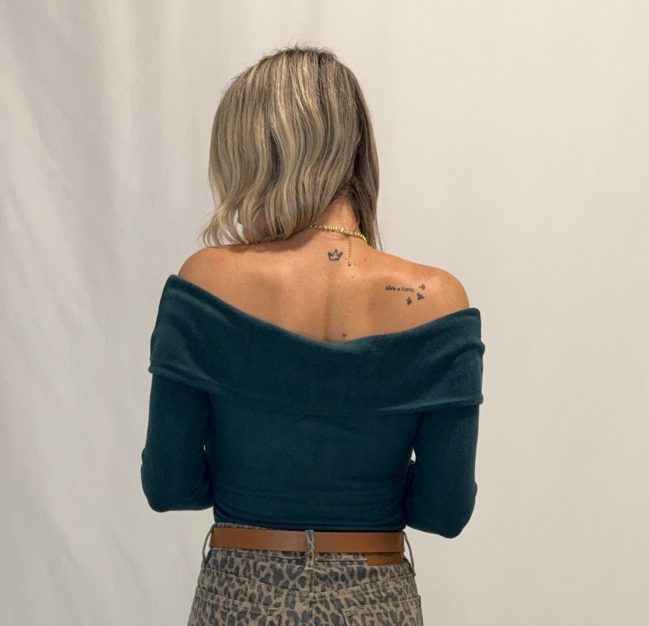 OFF SHOULDER LONG SLEEVE BODYSUIT