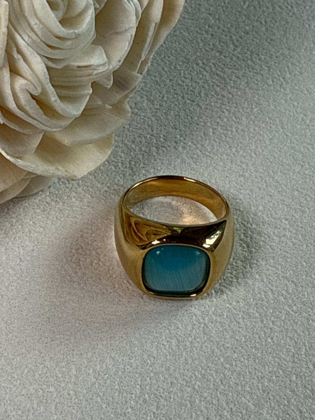 Cat's Eye Stone Ring