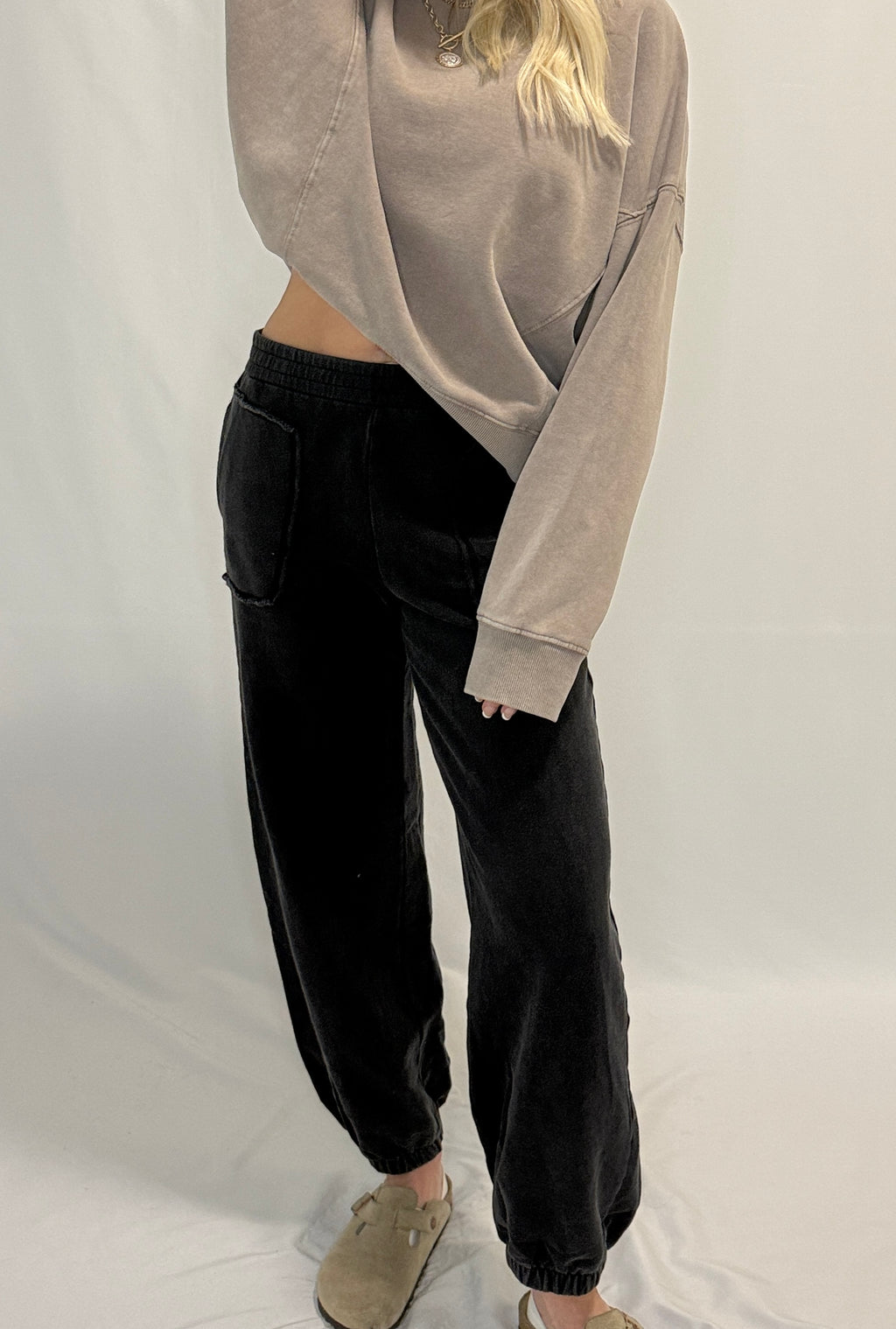 Pigment Washed Relaxed Fit Sweatshirt