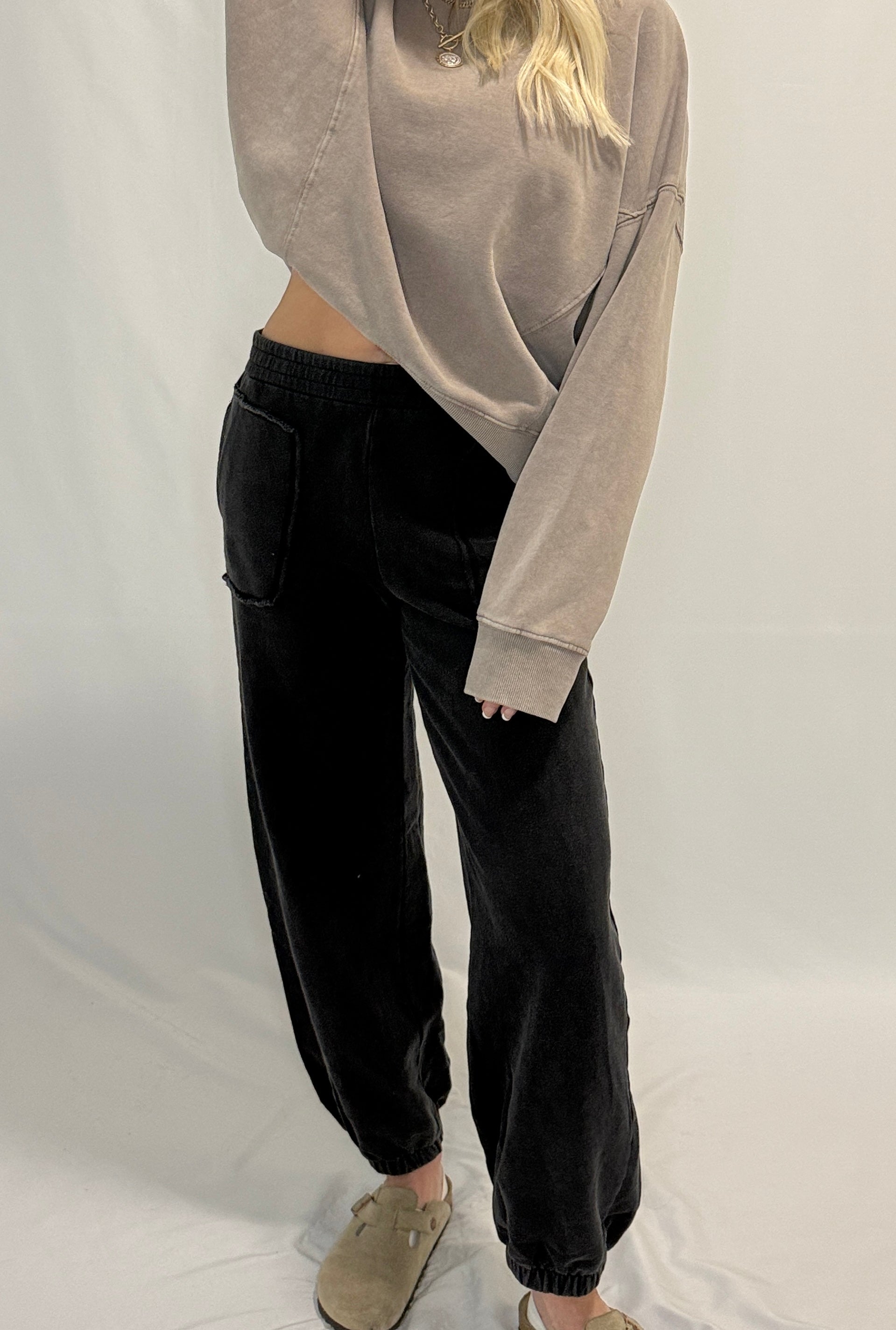 Pigment Washed Relaxed Fit Sweatshirt