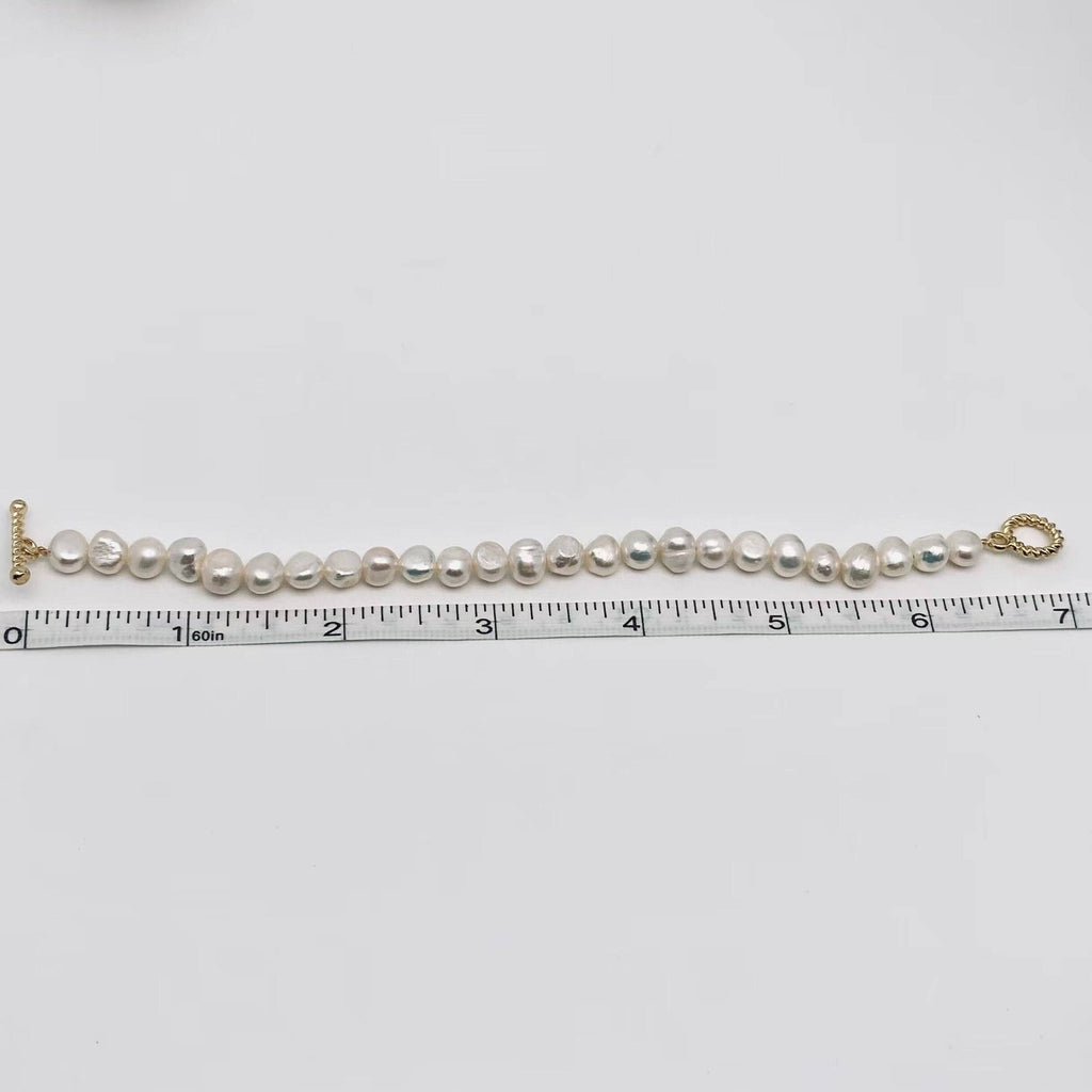 Irregular Pearl Beaded Buckle Bracelet