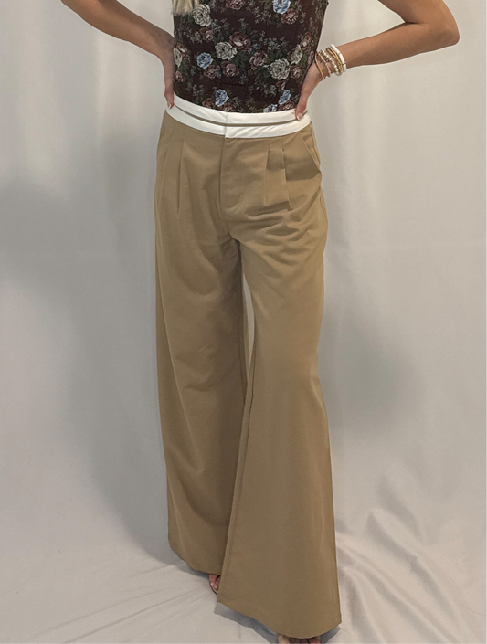 Minimalistic Contrast Waistband Pleated Trouser Pants