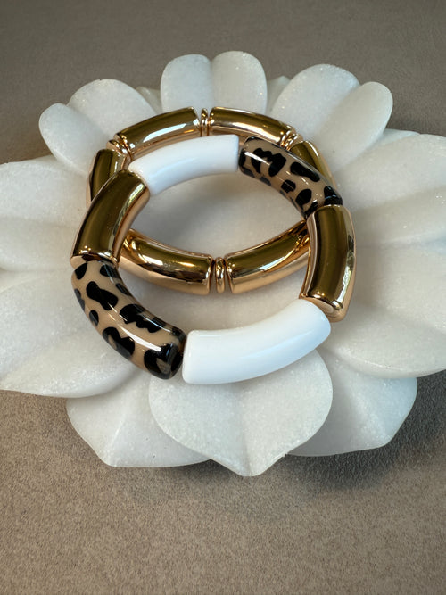 Aira 18K Gold Non-Tarnish Chunky Leopard Resin Bangle Set