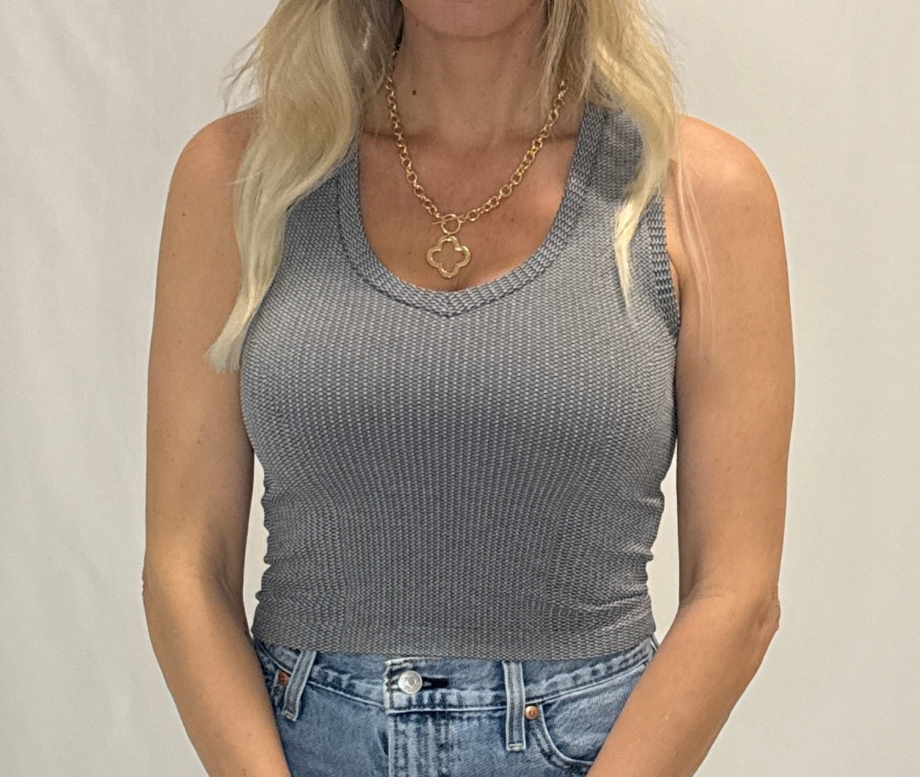 Seamless Knit Nylon Spandex Ribbed V-Neck Tank
