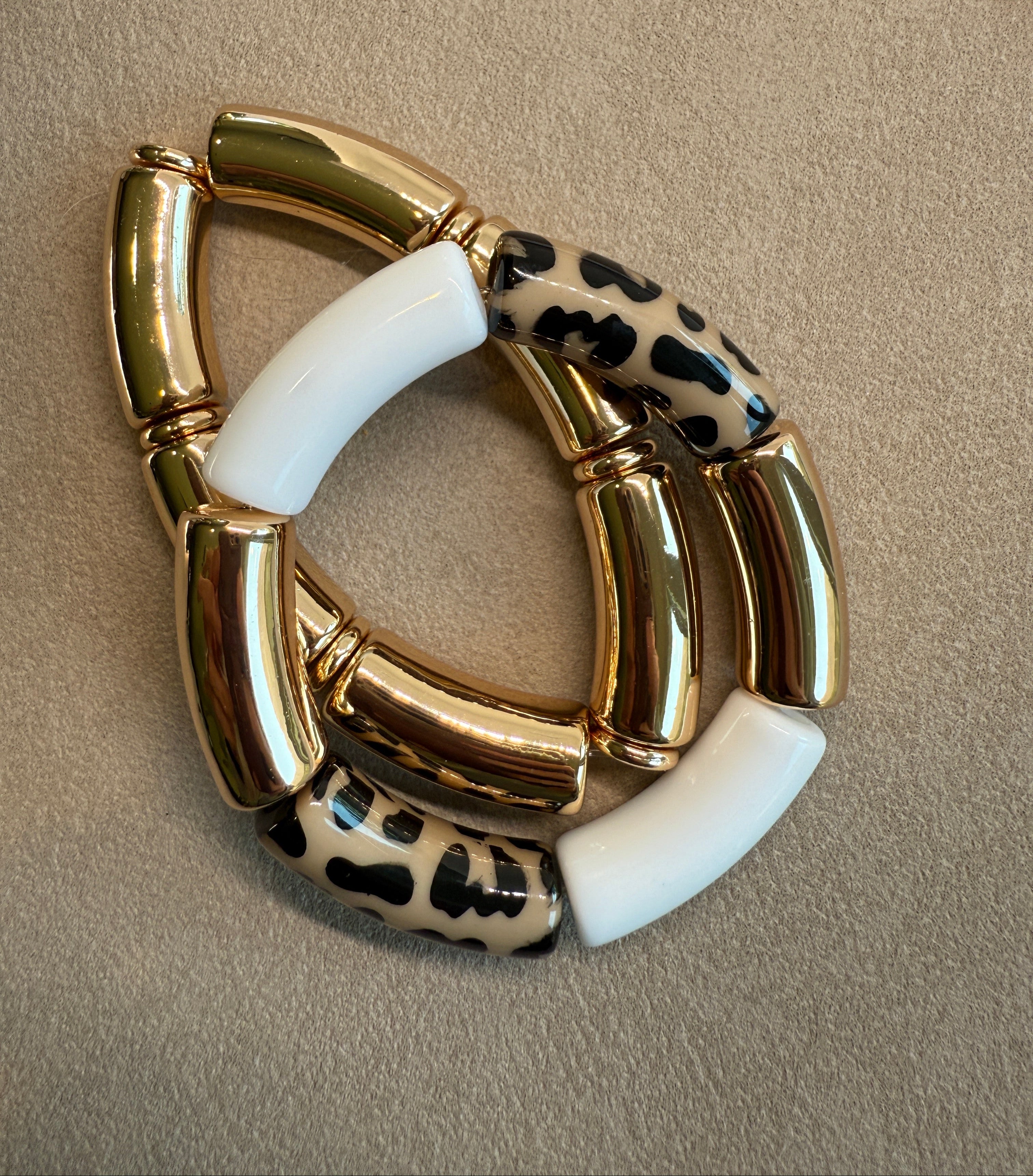 Aira 18K Gold Non-Tarnish Chunky Leopard Resin Bangle Set