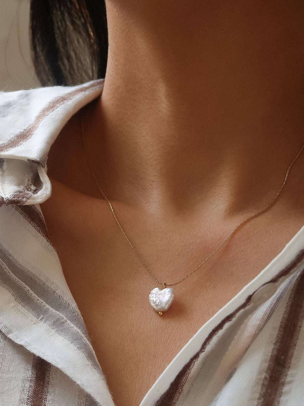 18K Gold Non-Tarnish Freshwater Pearl Clover