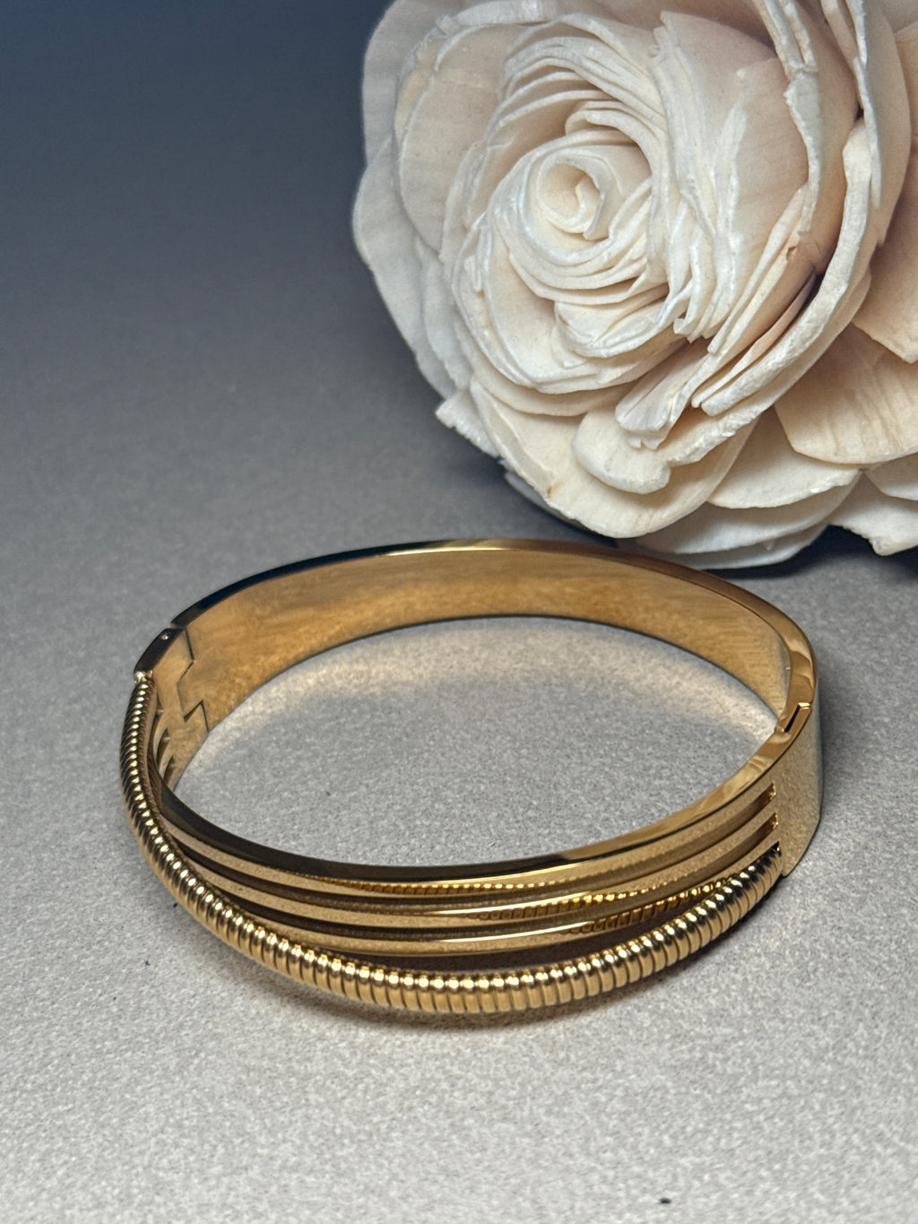 Yuna 18K Gold Non-Tarnish Chain Bangle Bracelet