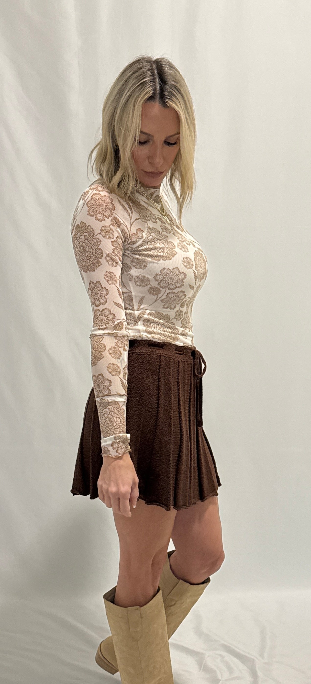 Floral-Print Mesh Mock-Neck Raglan Top