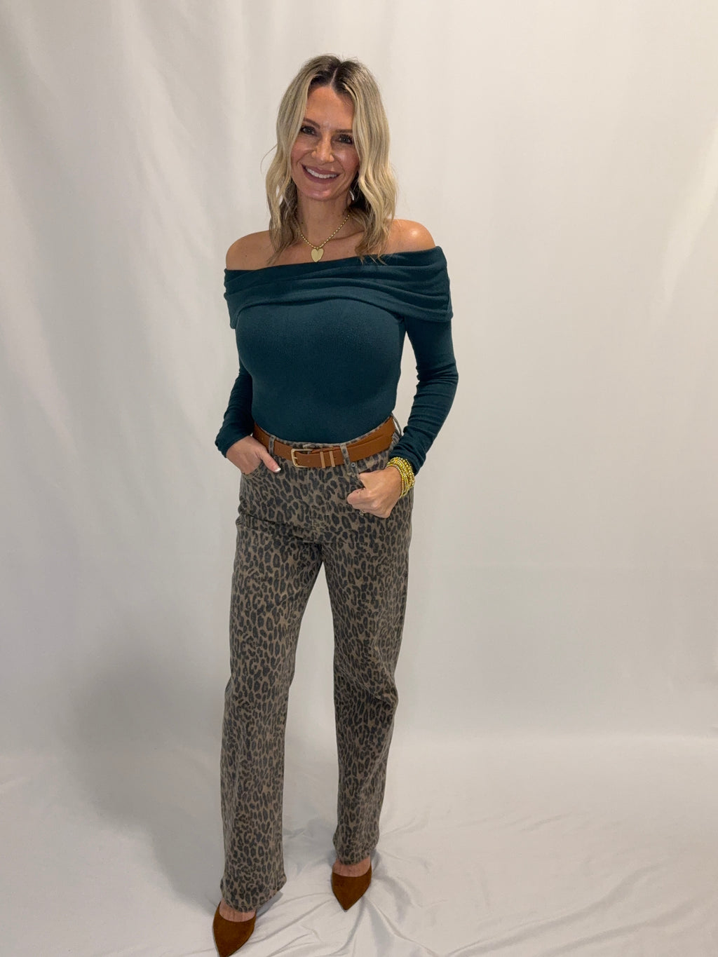 OFF SHOULDER LONG SLEEVE BODYSUIT