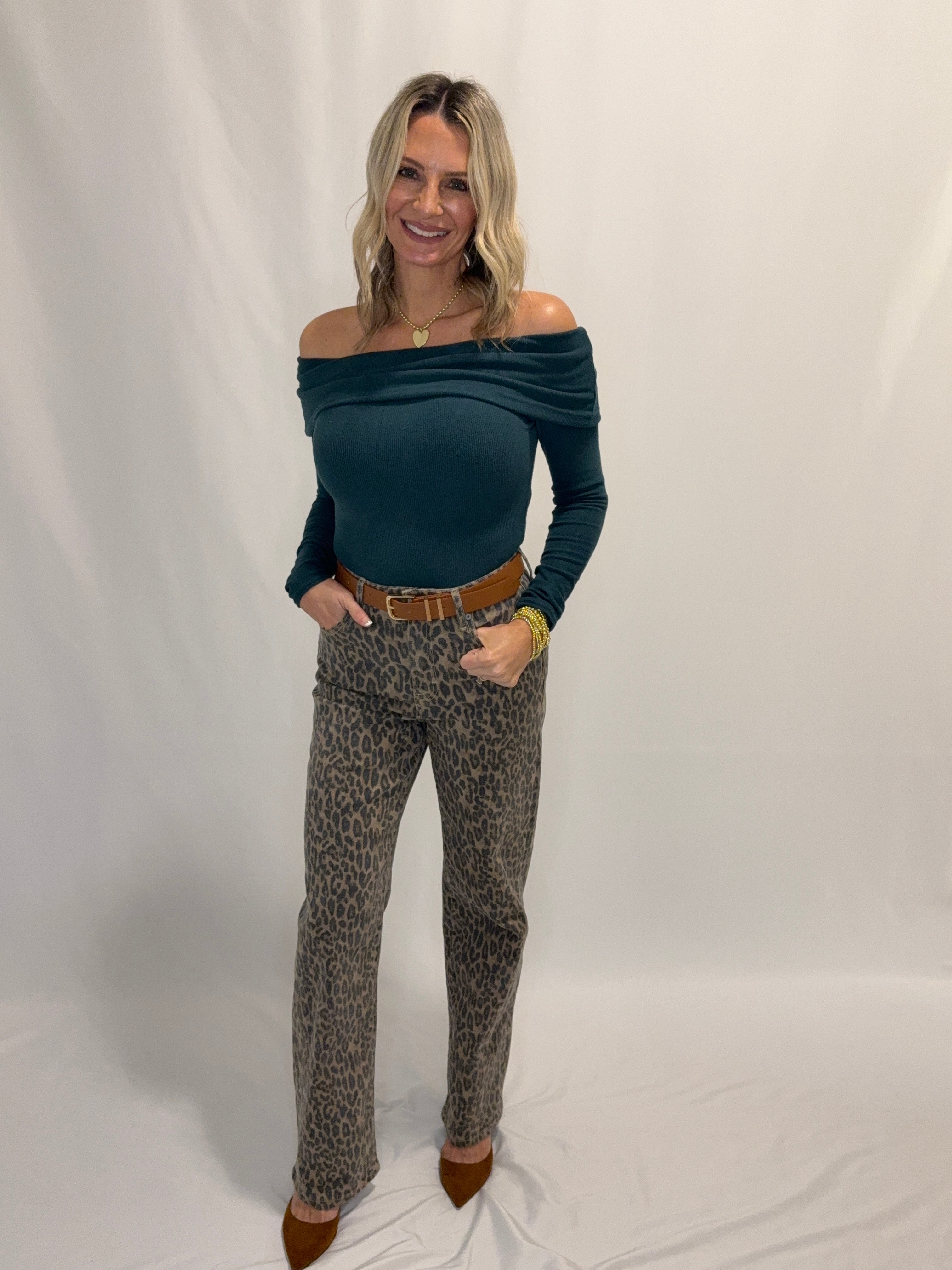 OFF SHOULDER LONG SLEEVE BODYSUIT