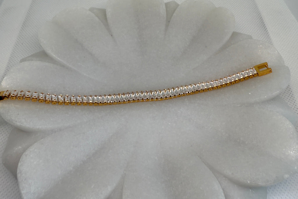Rhodes 18K Gold Non-Tarnish Glam CZ Bracelet