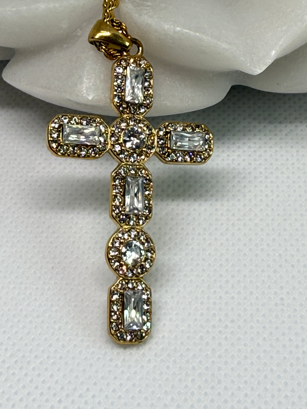 Belrose 18K Gold Non-Tarnish CZ Cross Necklace