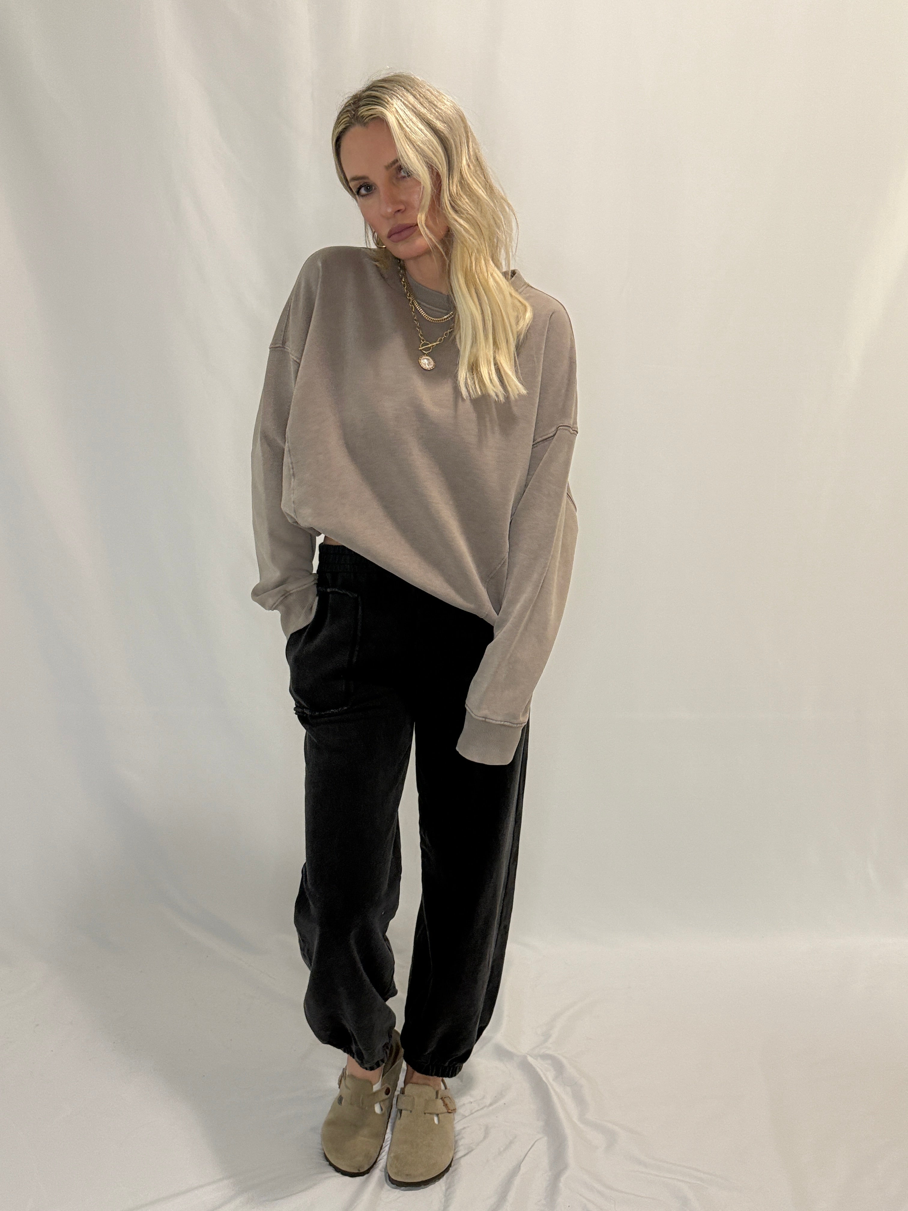 Pigment Washed Relaxed Fit Sweatshirt