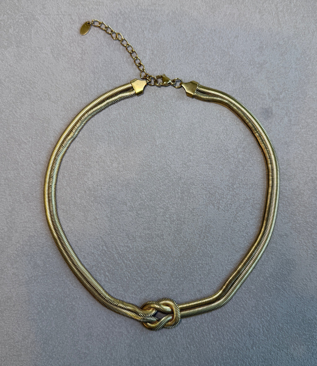 Evereign 18K Gold Non-Tarnish Knot Necklace