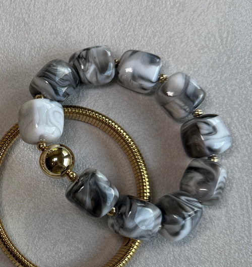 0.59in/15mm Large Block Acrylic Beaded Elastic Bracelet